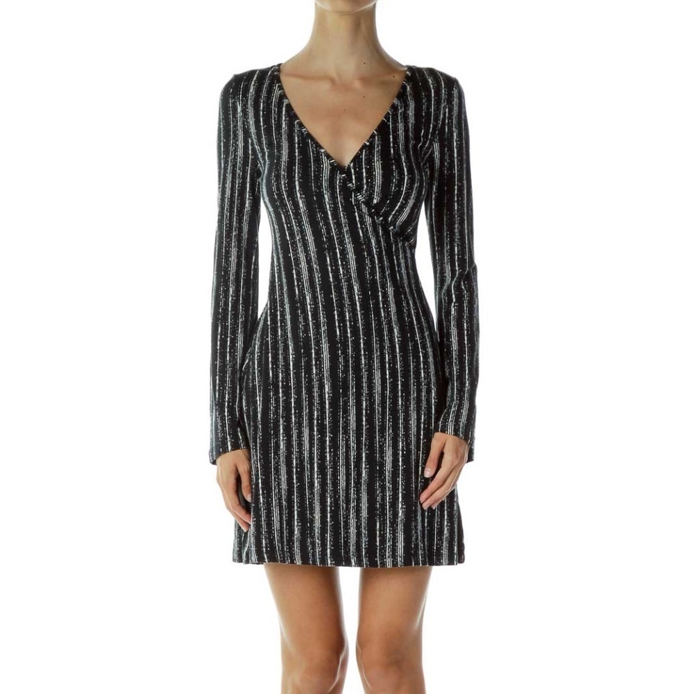Tart Black White Printed V-Neck Dress